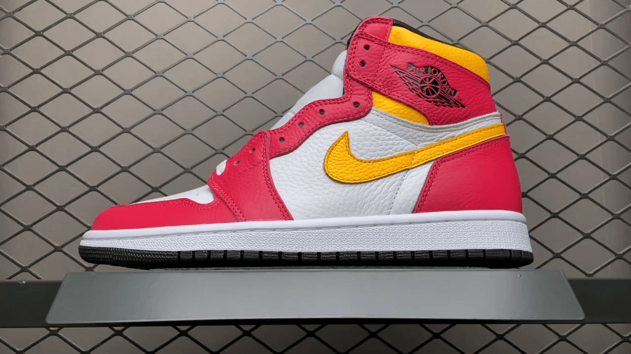JRD1 OG Light Fusion Red 555088-603