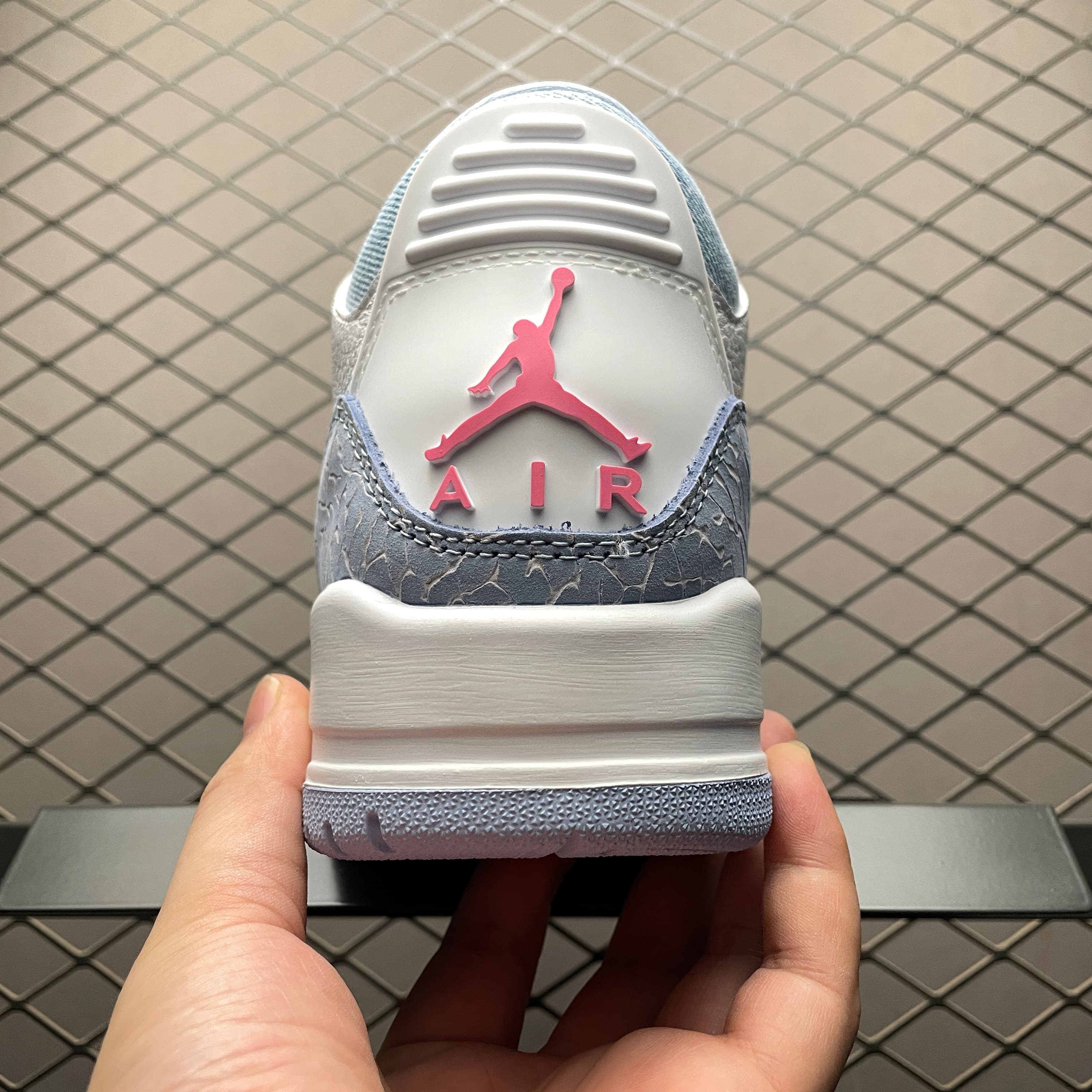 Air JRD 3 Retro HQ0784-101