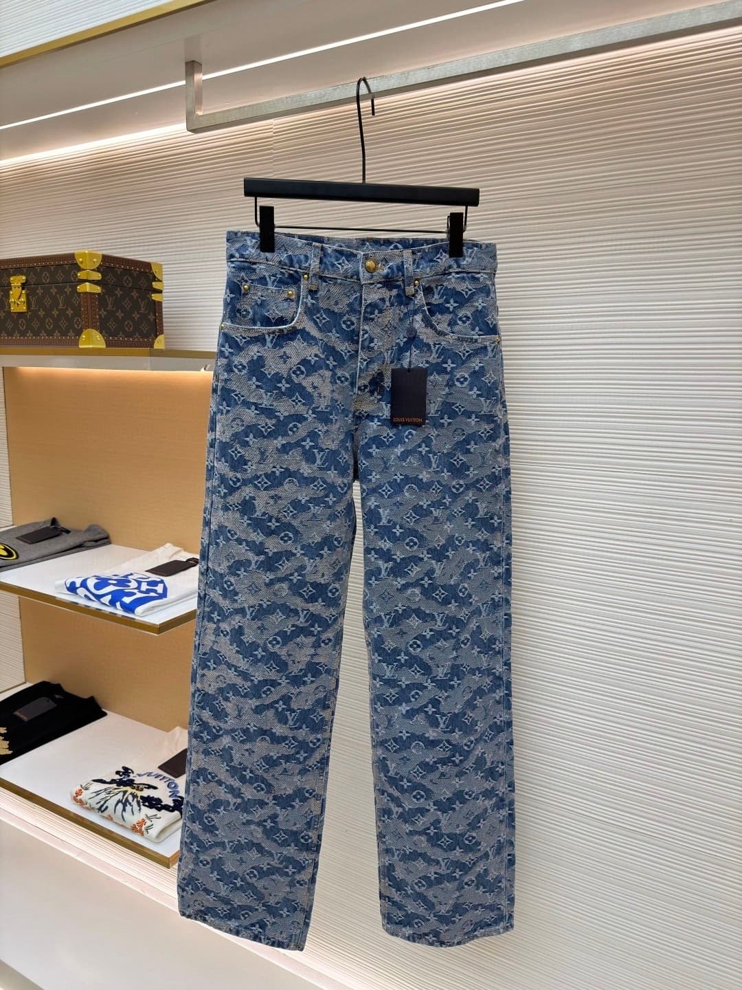 L X V Denim pants