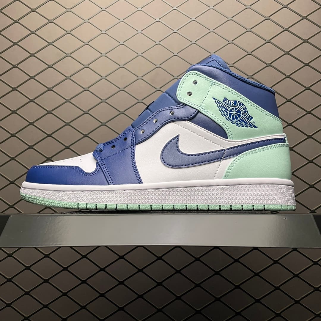 JRD1 Mid Mystic Navy Mint Foam 554724-413