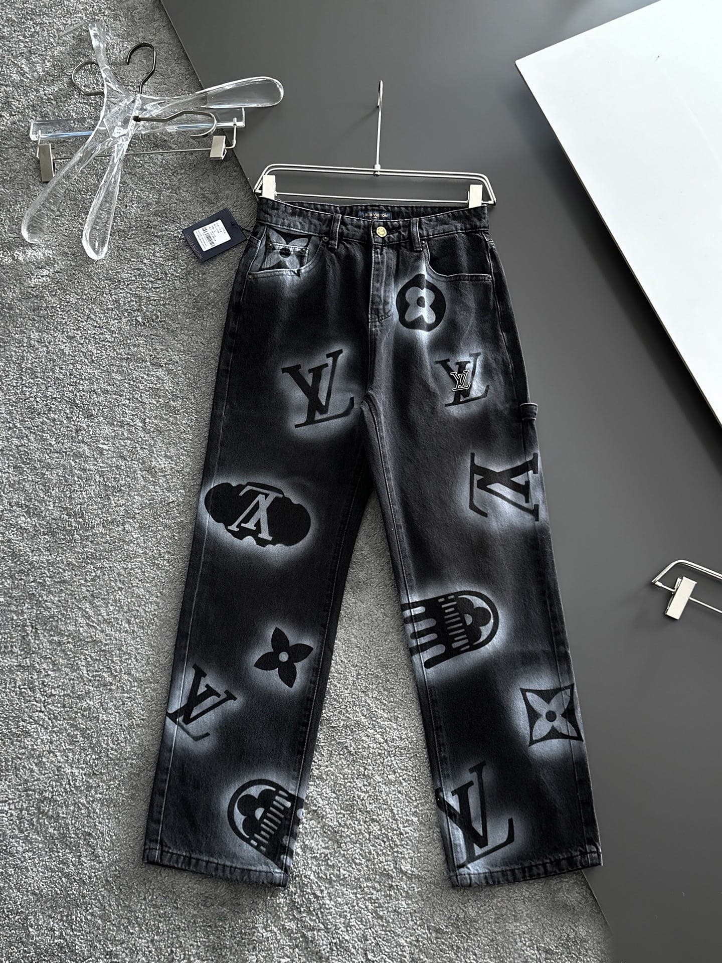 L X V Denim pants