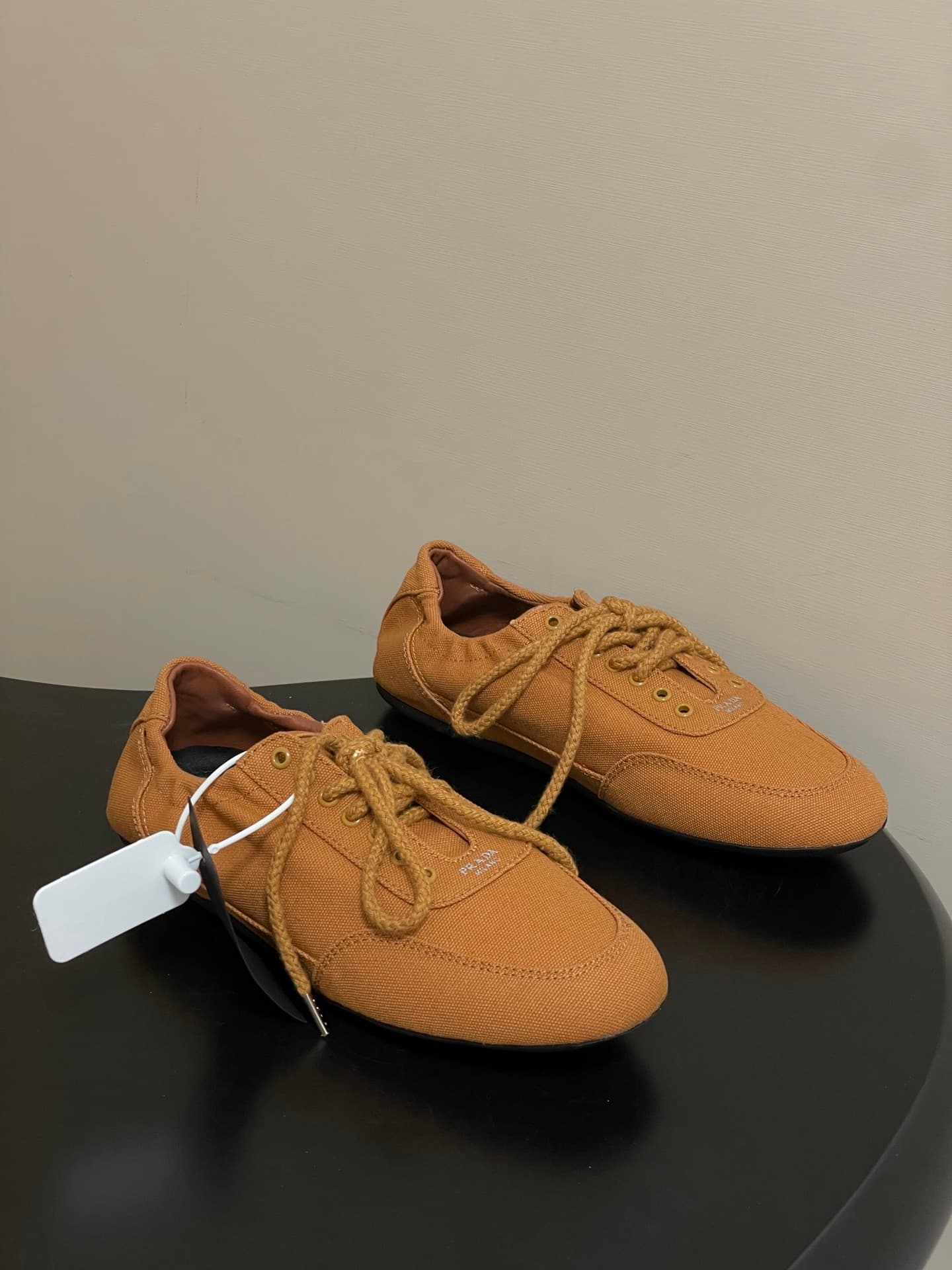 PRD sneaker(Women's style)