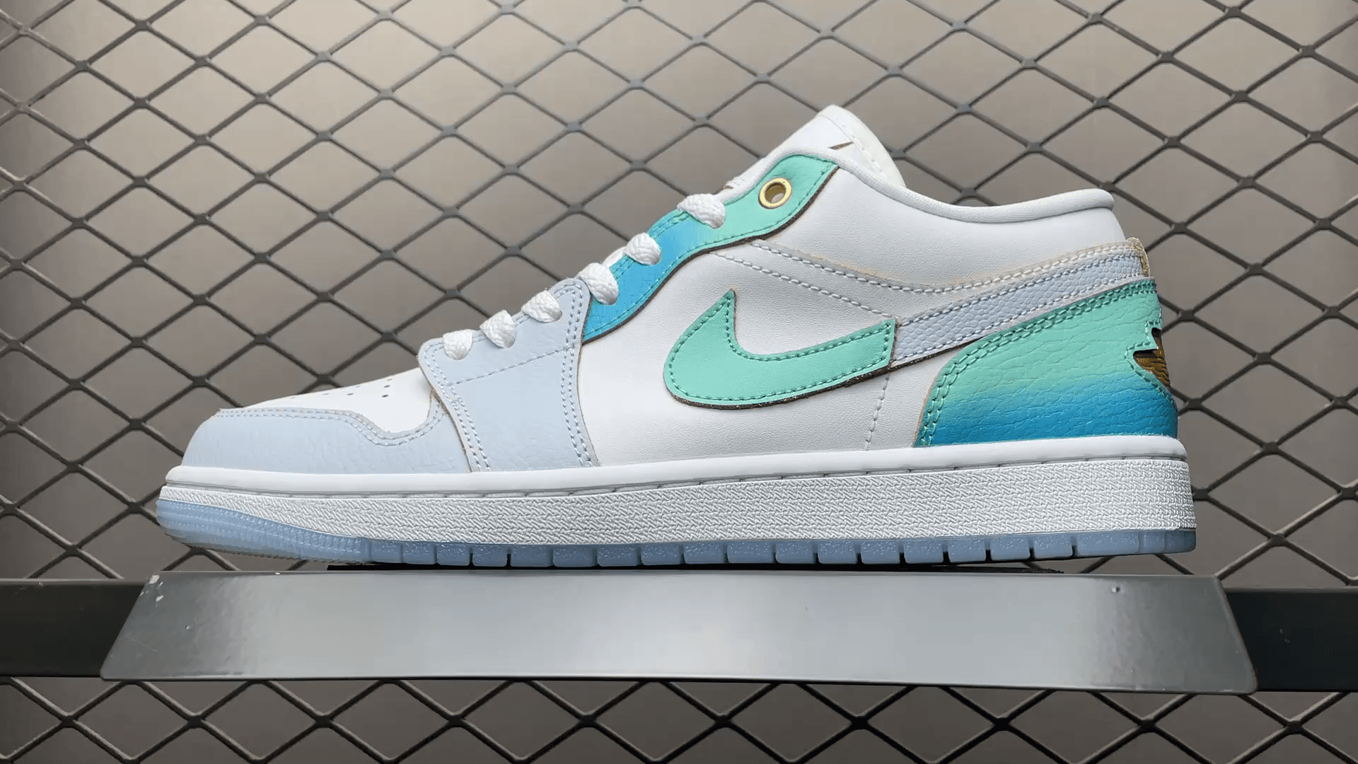 Air JRD 1 Low AJ1 FN8899-131