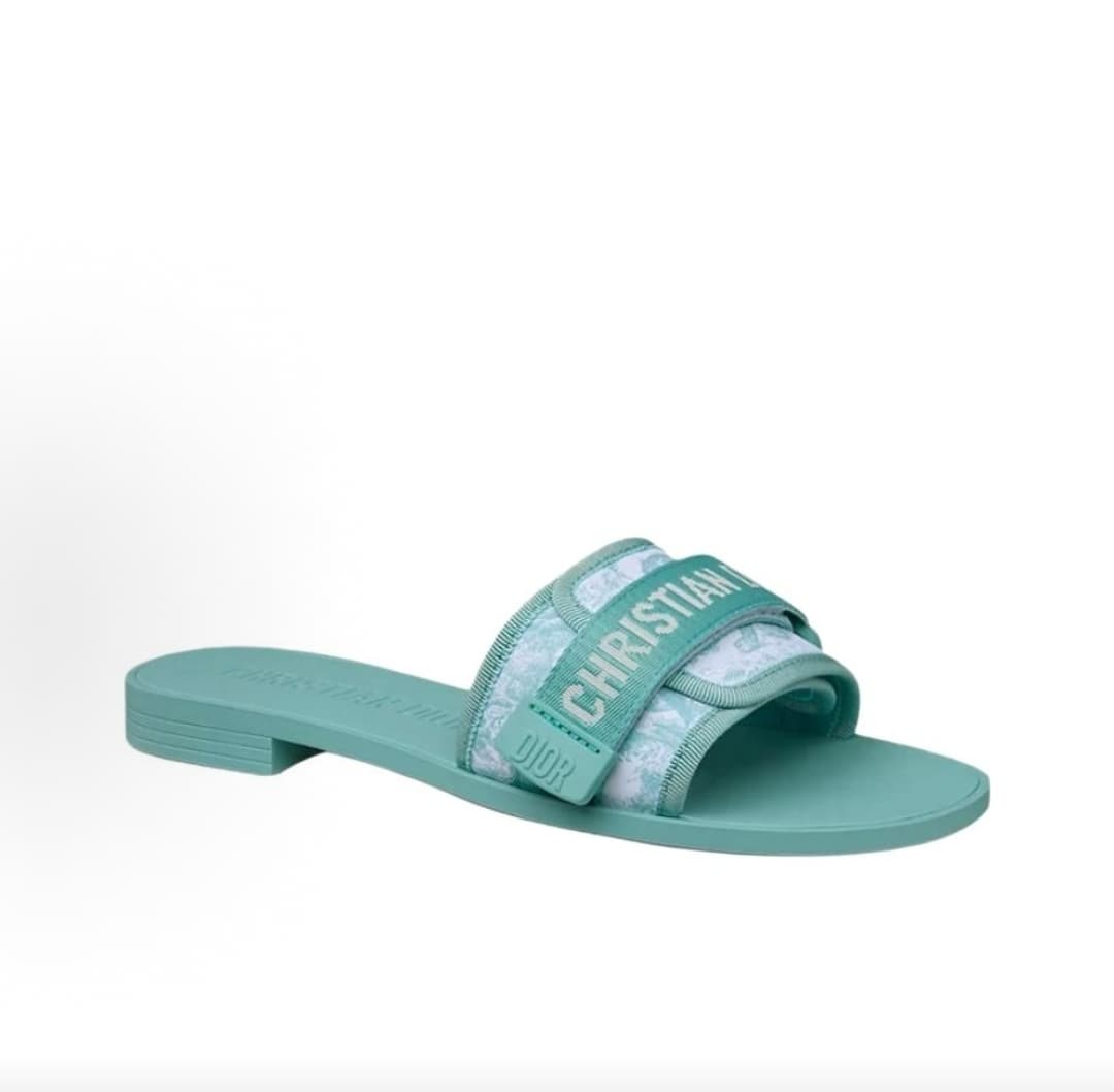 DR SLIPPERS