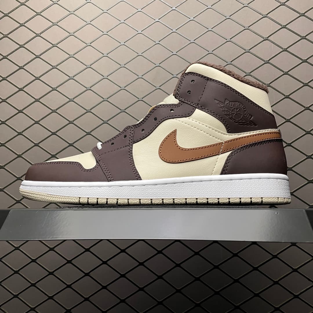 JRD1 Mid SE Brown Basalt Oatmeal DO6699-200