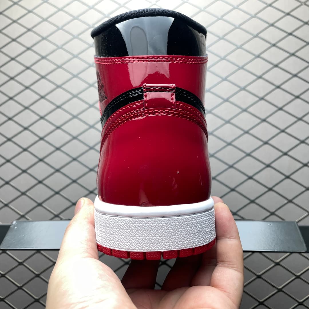 JRD1 OG Patent Bred 555088-063