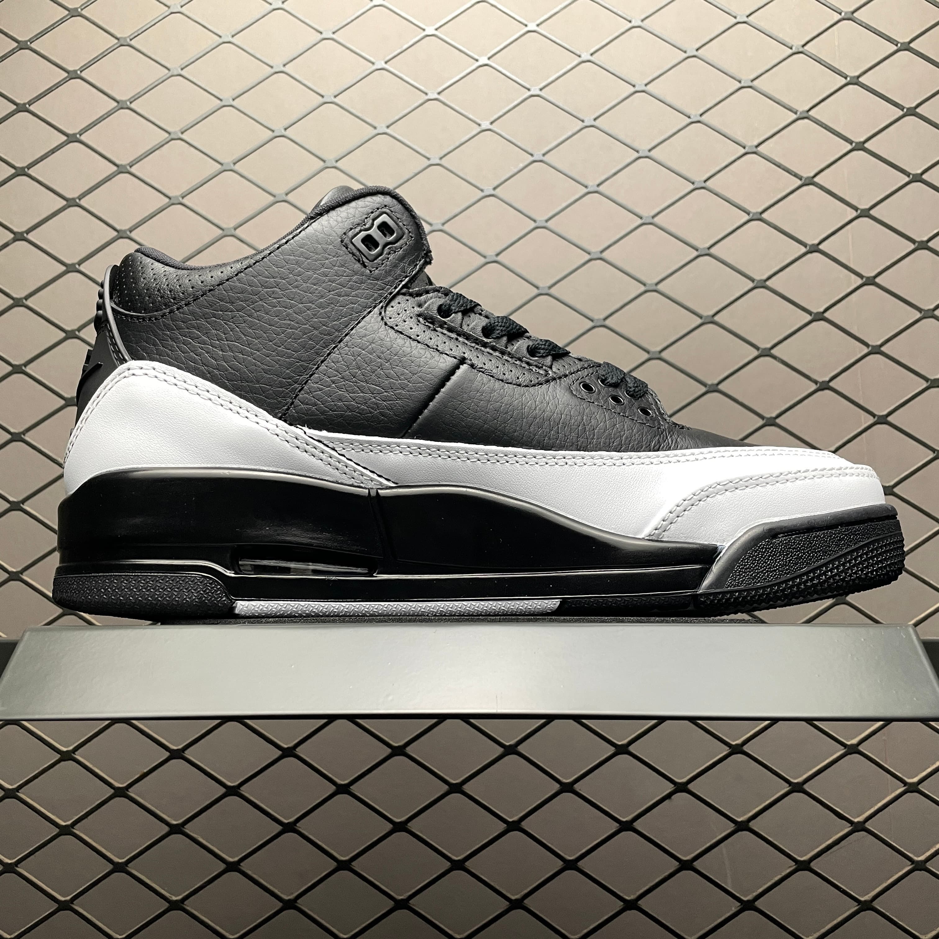 Air JRD 3 Retro DA3595-001