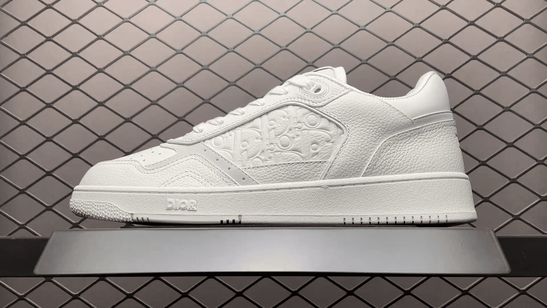 DR B27 Oblique Sneakers