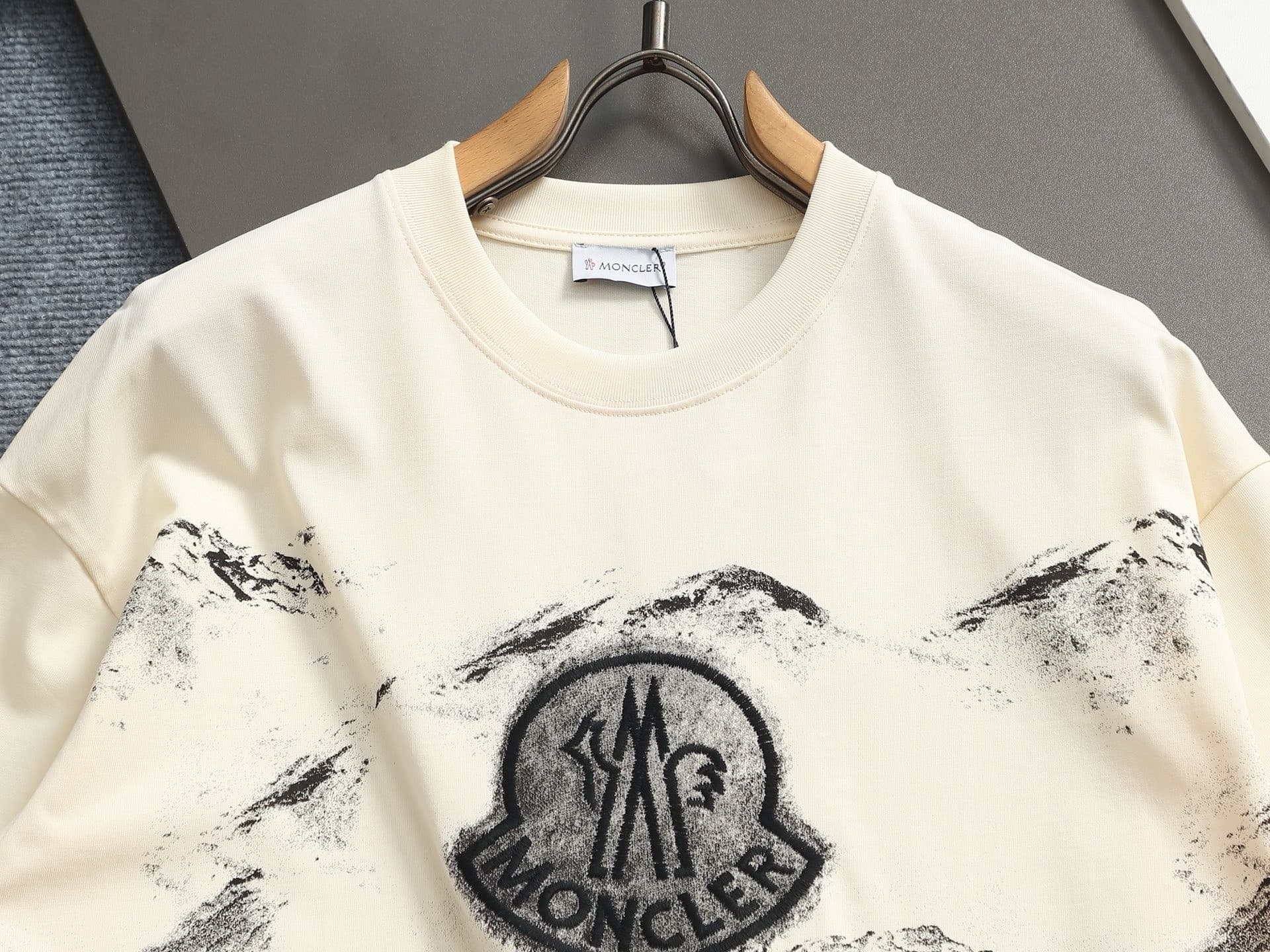 MONC T-Shirt
