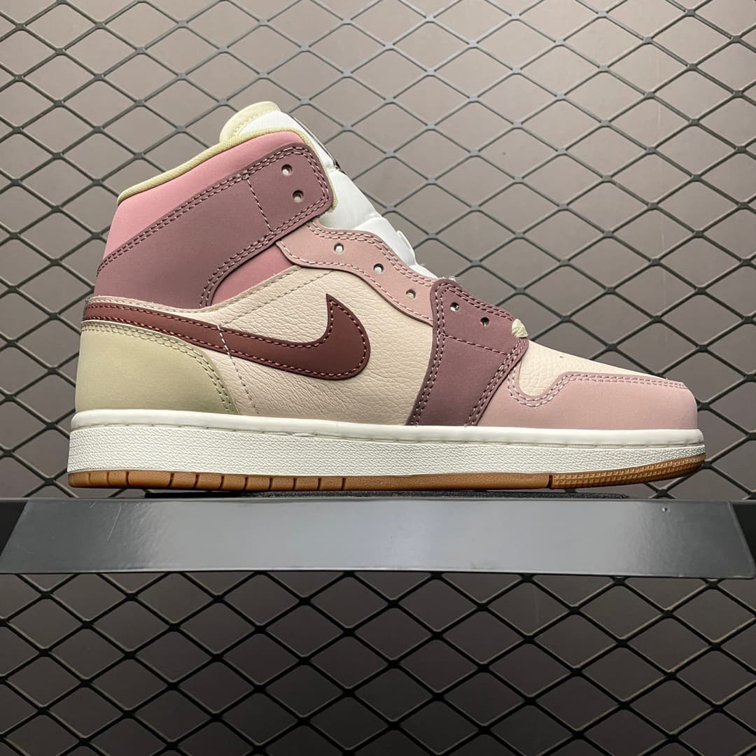 JRD1 Mid SE Dark Pony Smoky Mauve DO7440-821