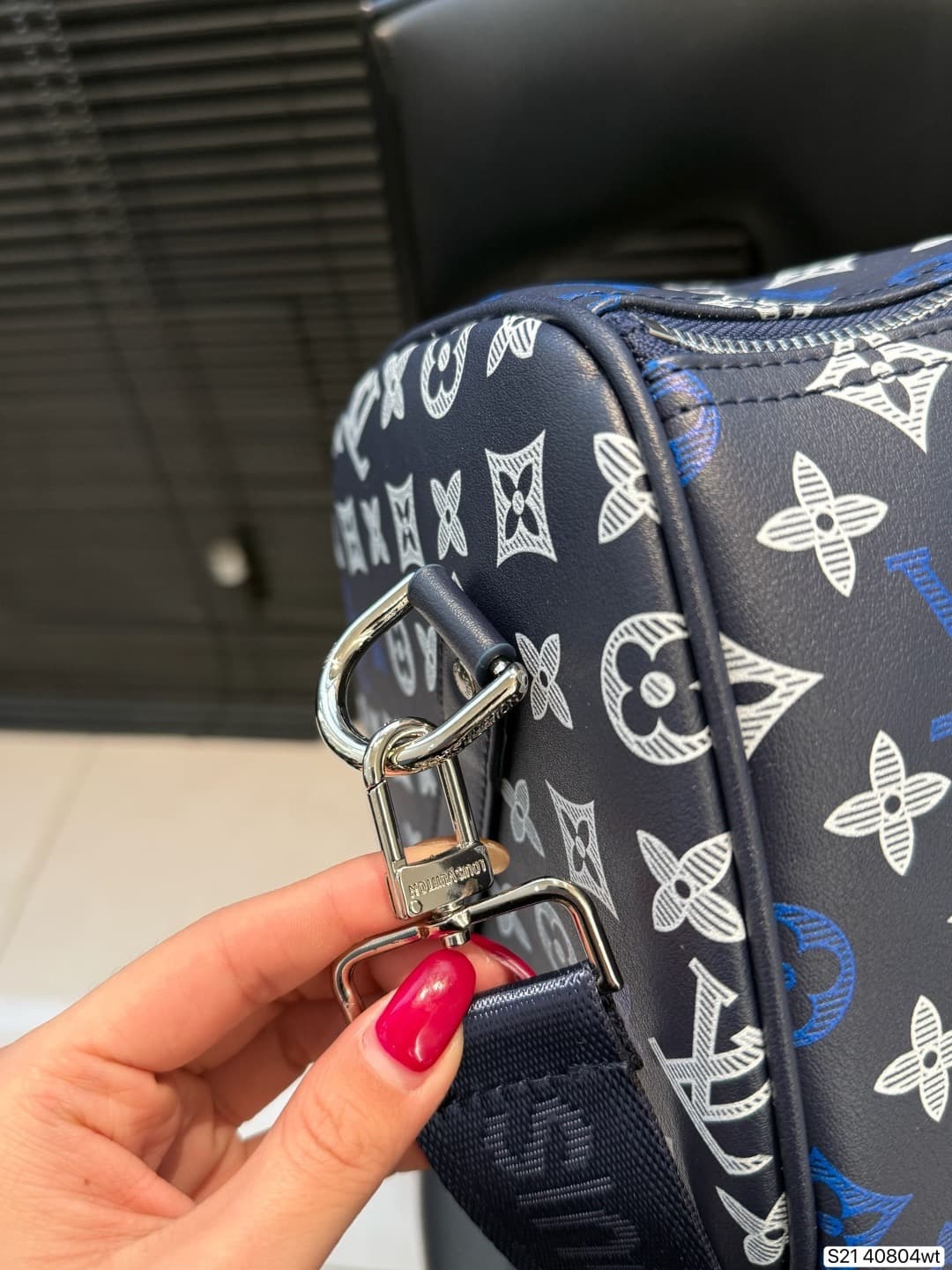 L X V keepall 50 M40804 50*23*29cm