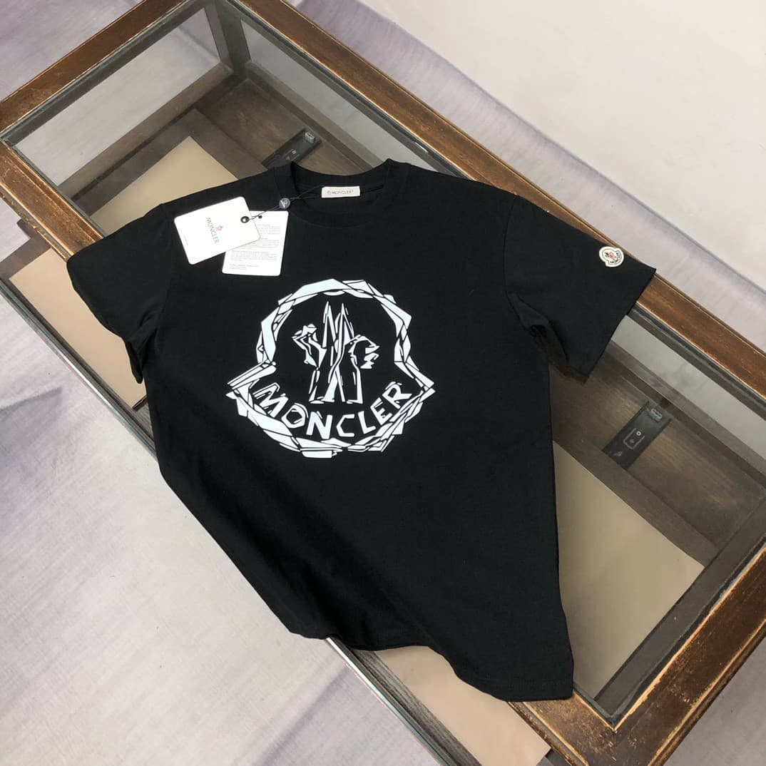 MONC T-Shirt