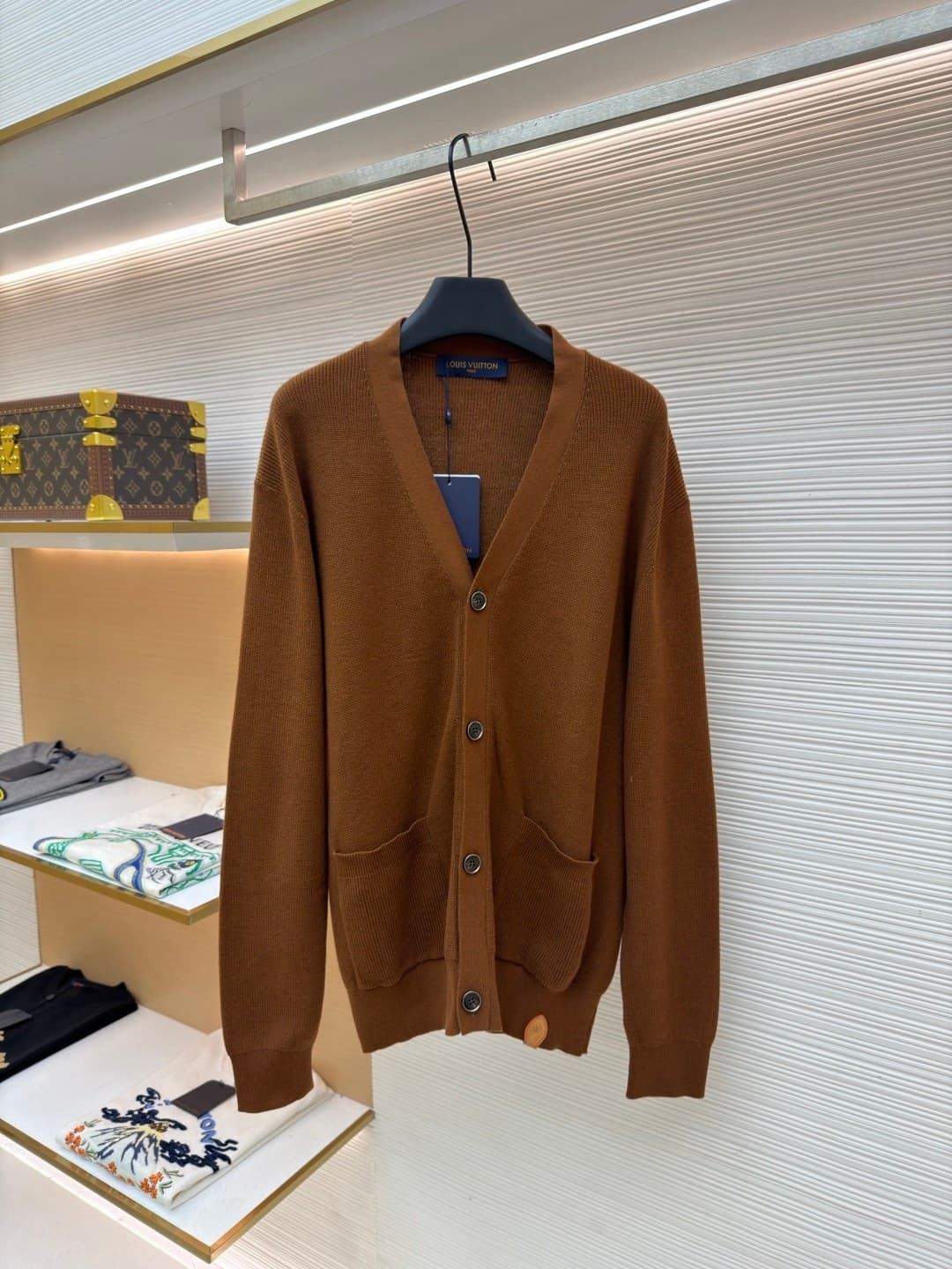 L X V Knitted cardigan