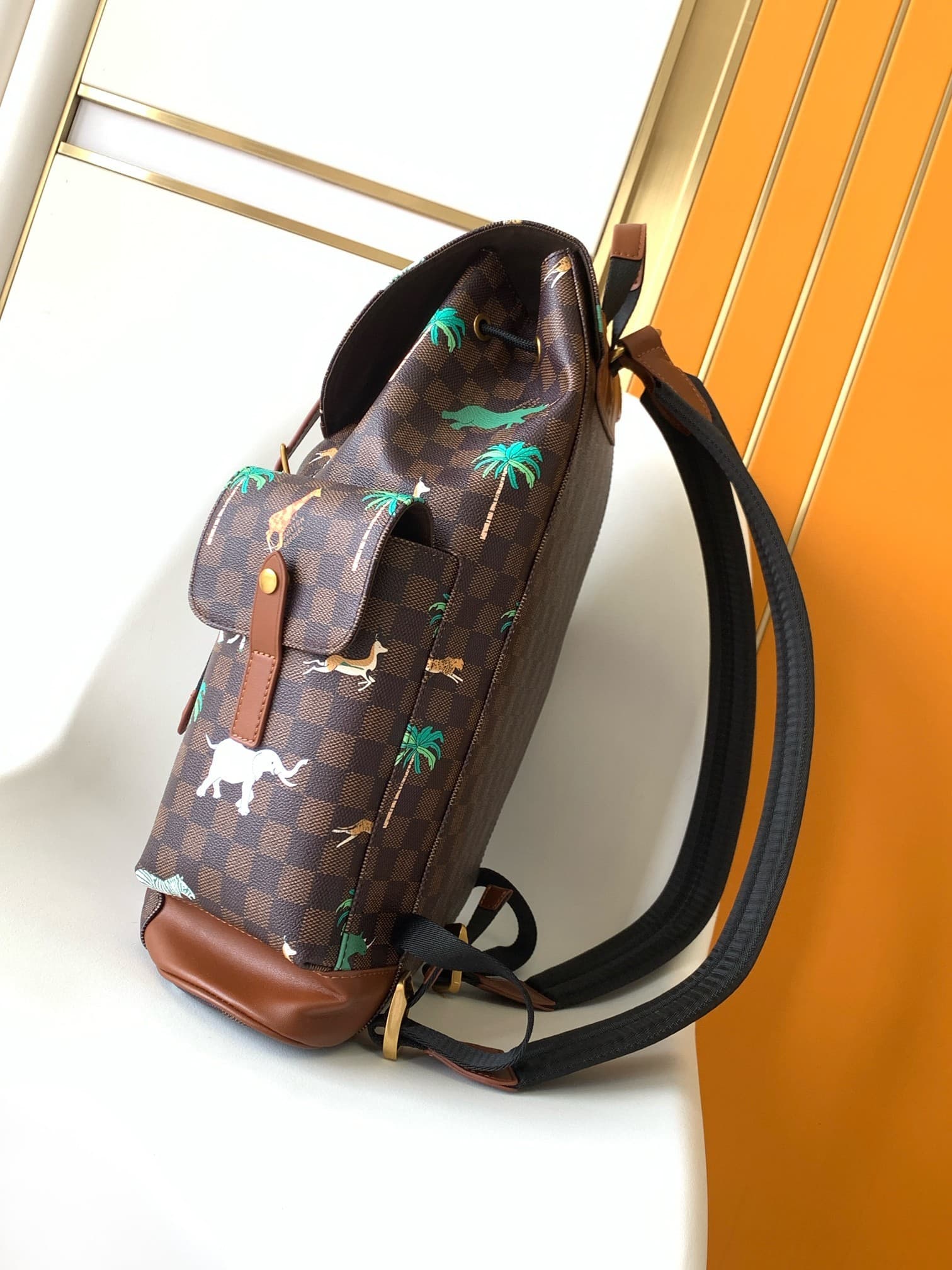 L X V CHRISTOPHER Backpack Size:41x48x13cm