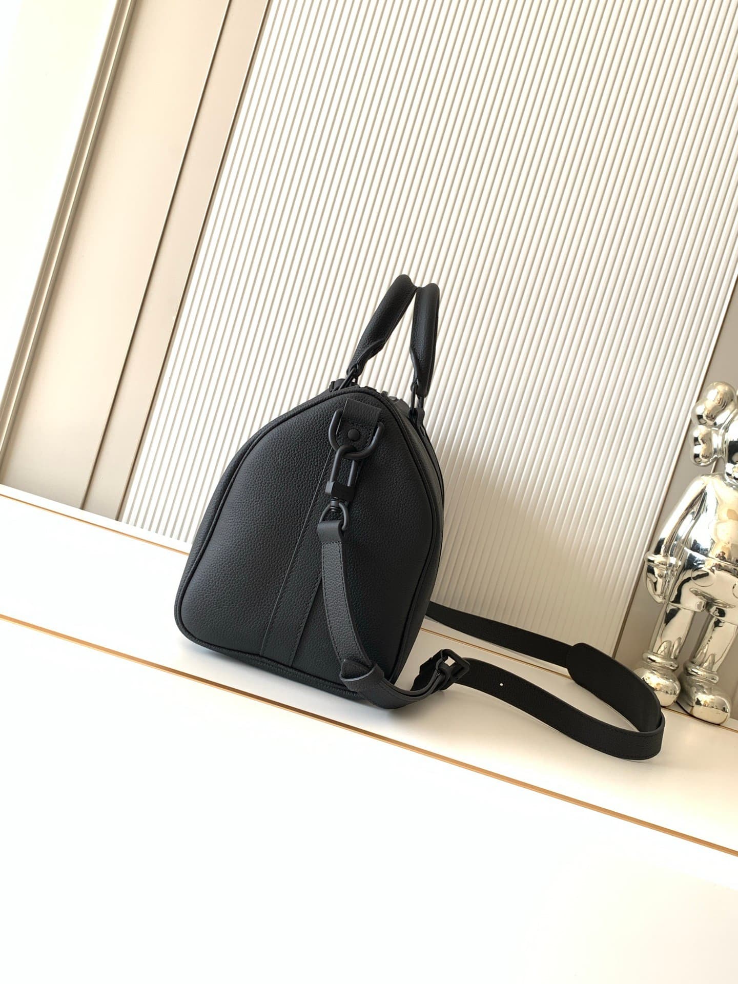 L X V Keepall Bandoulière 35 M15249 34x21x16cm
