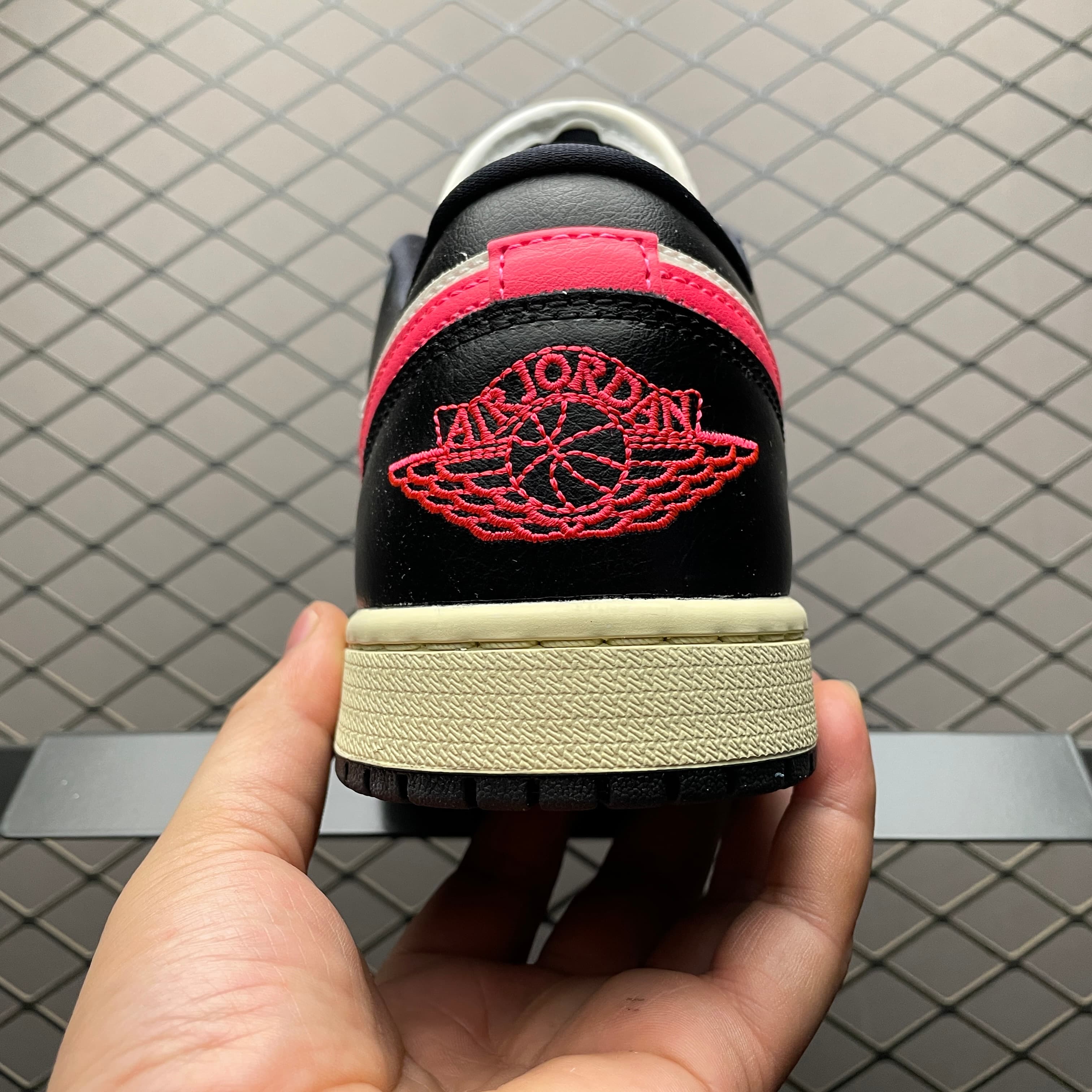 JRD1 Retro OG SP DC0774-107