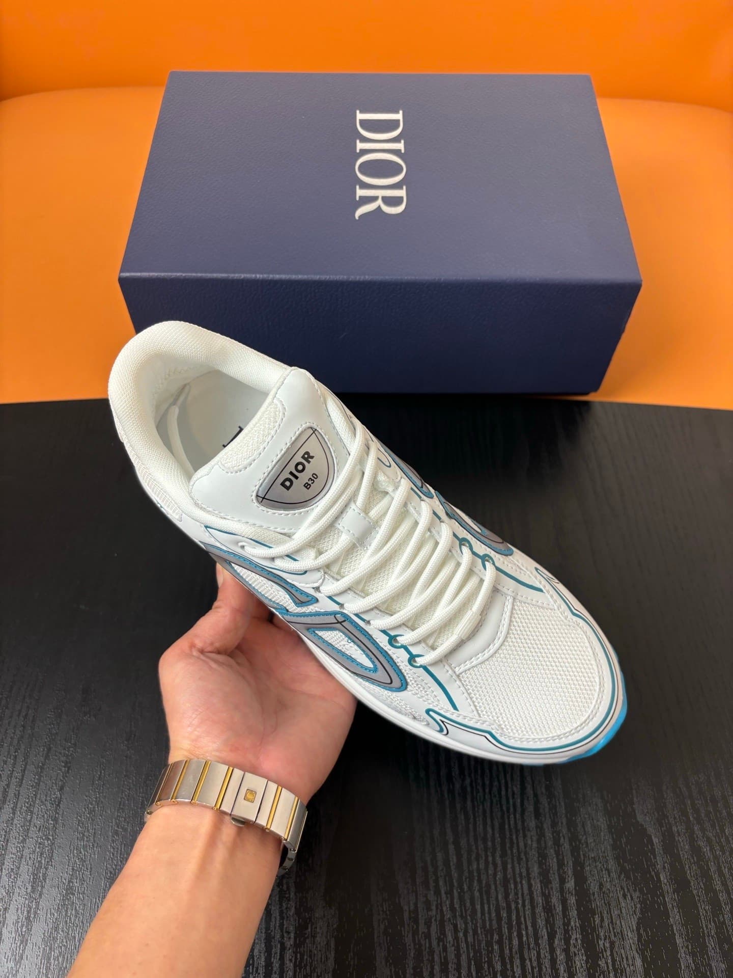 DR B30 Sneaker