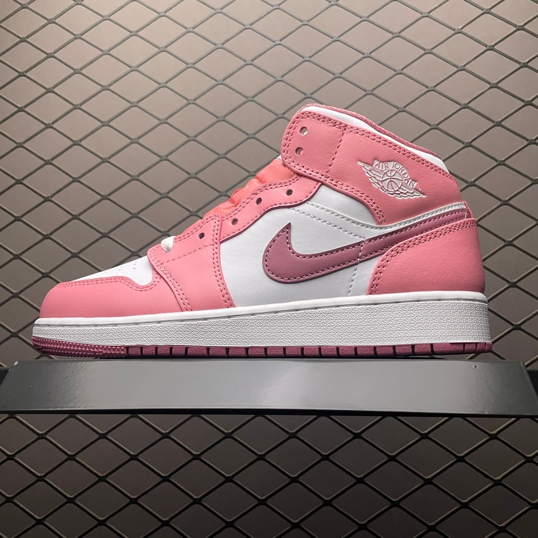 JRD 1 Mid Valentine's Day DQ8423-616