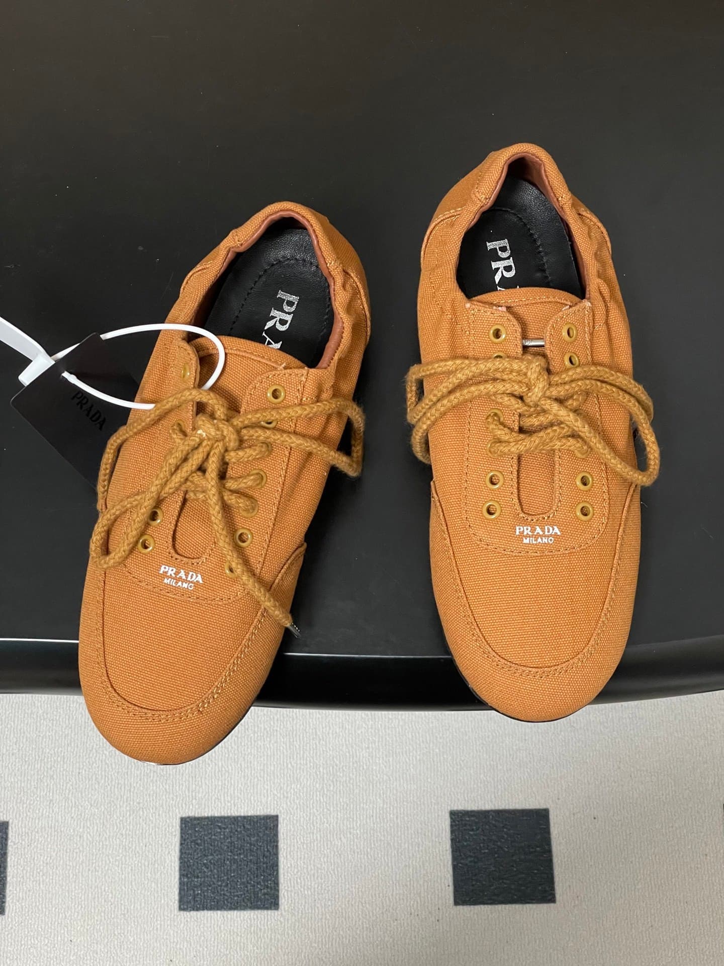 PRD sneaker(Women's style)