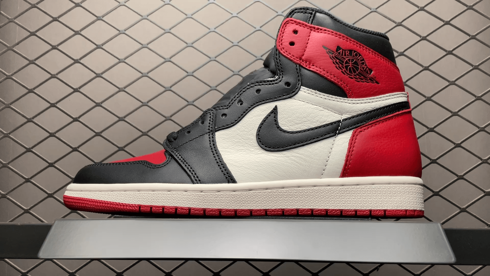 JRD1 Retro Bred Toe 555088-610