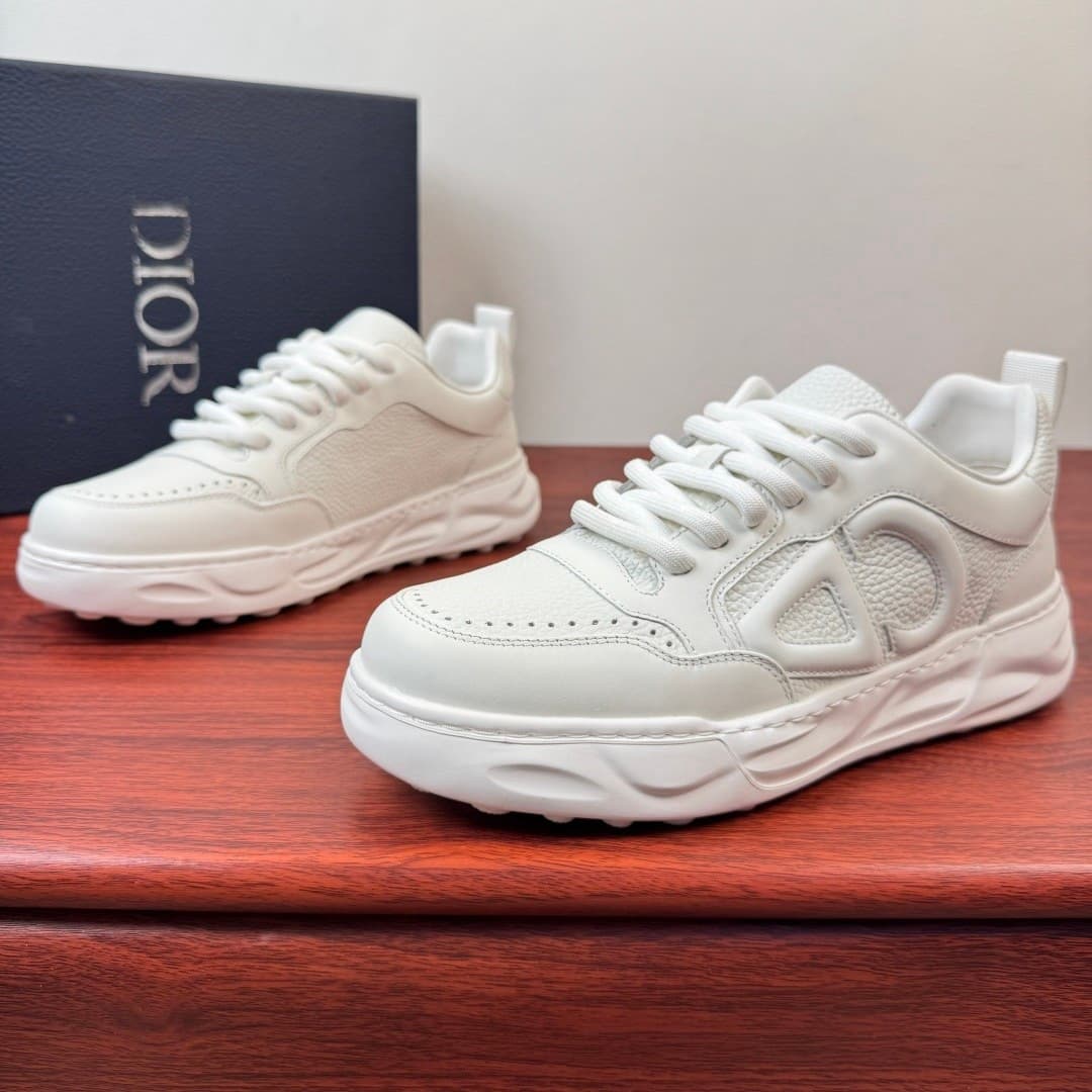 DR Sneaker