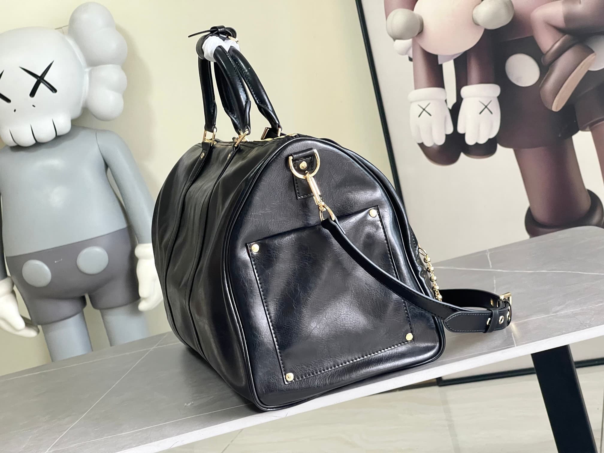 L X V Travelling bag M15300 50x21x28cm