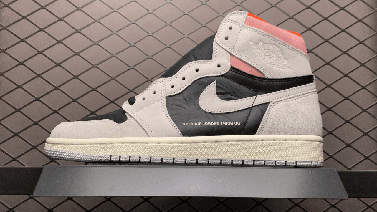JRD1 Retro Neutral Grey Hyper Crimson 555088-018
