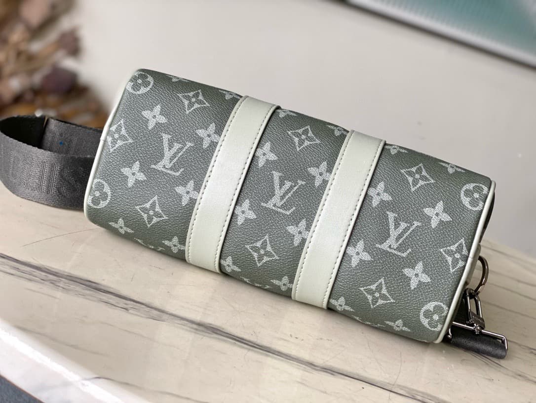 L X V M11591 26ss Keepal Bandouliere 25*15*11cm