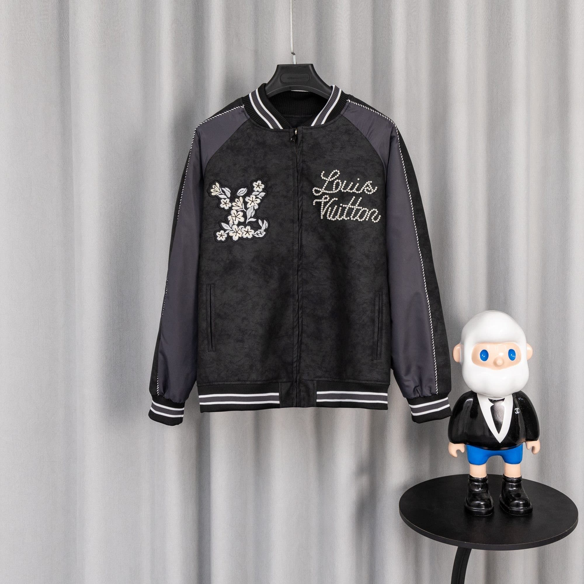 L X V Jackets
