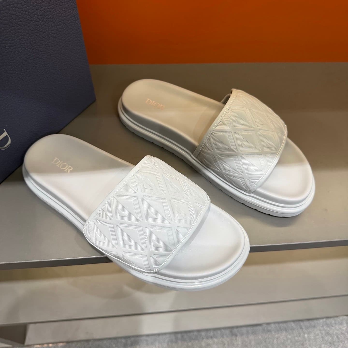 DR Slipper