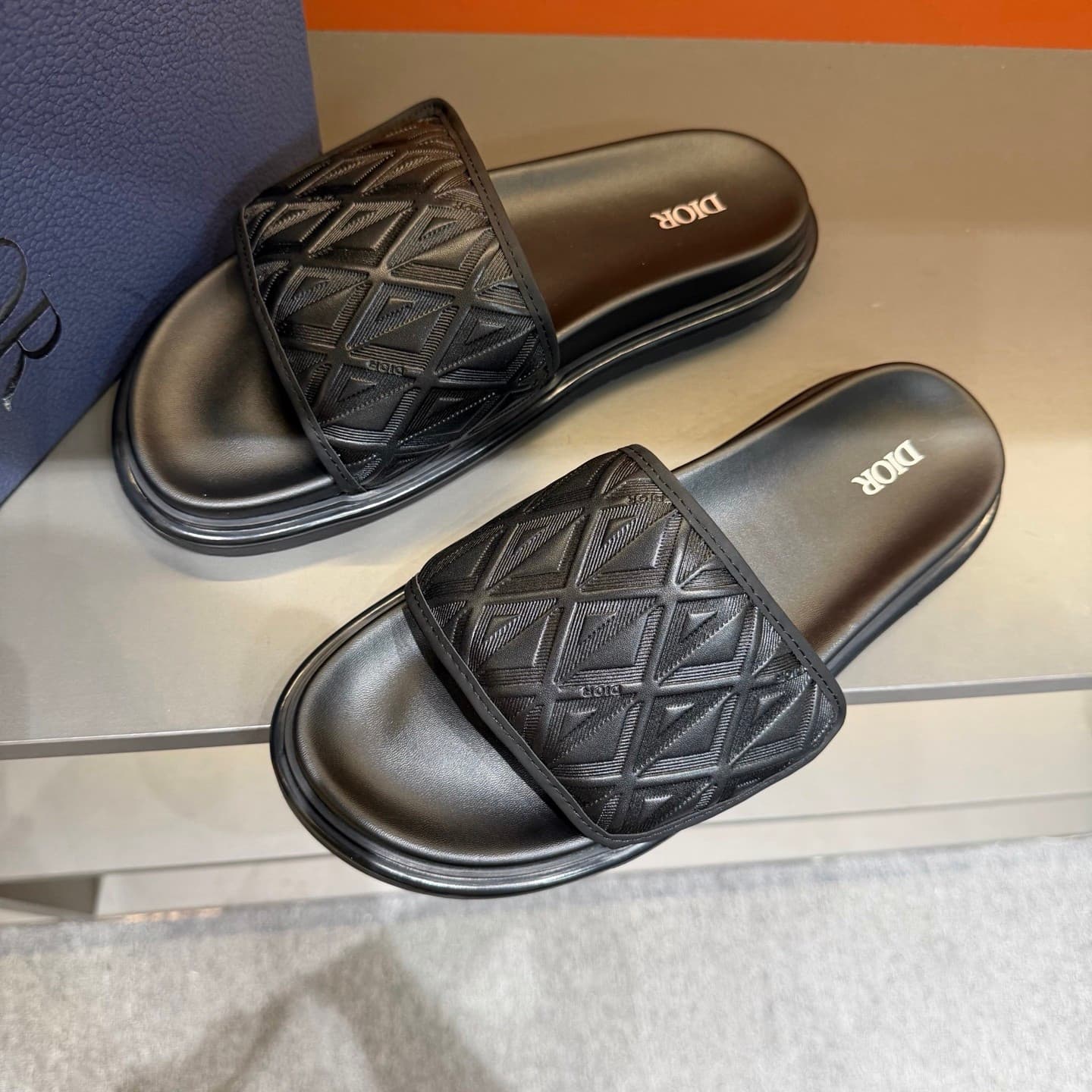 DR Slipper