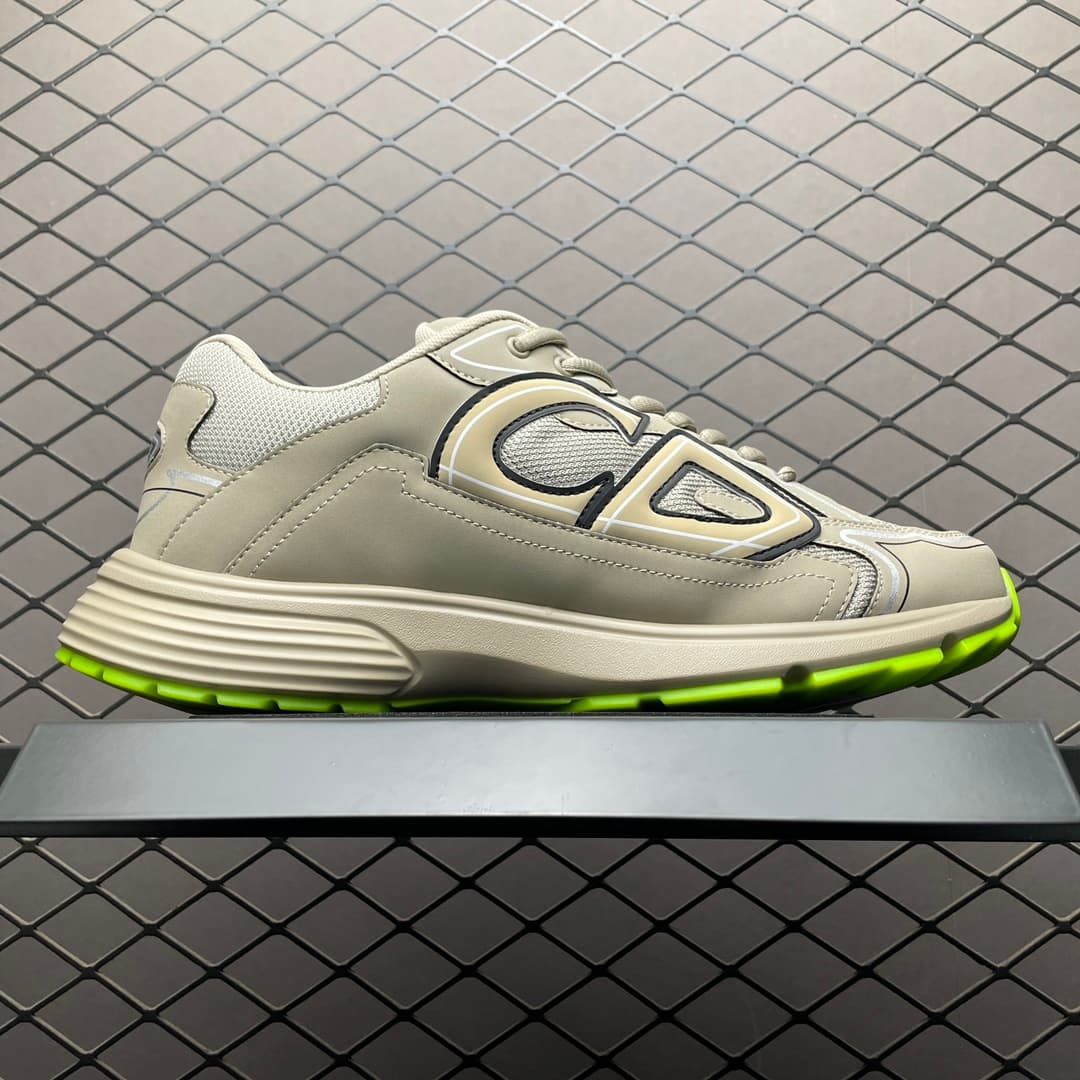 DR B30 Sneakers