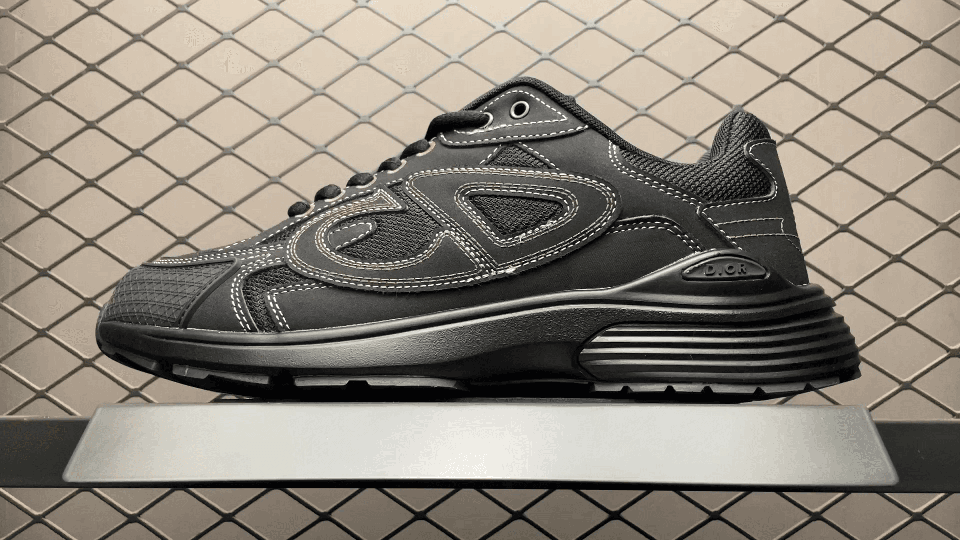 DR b30 sneaker