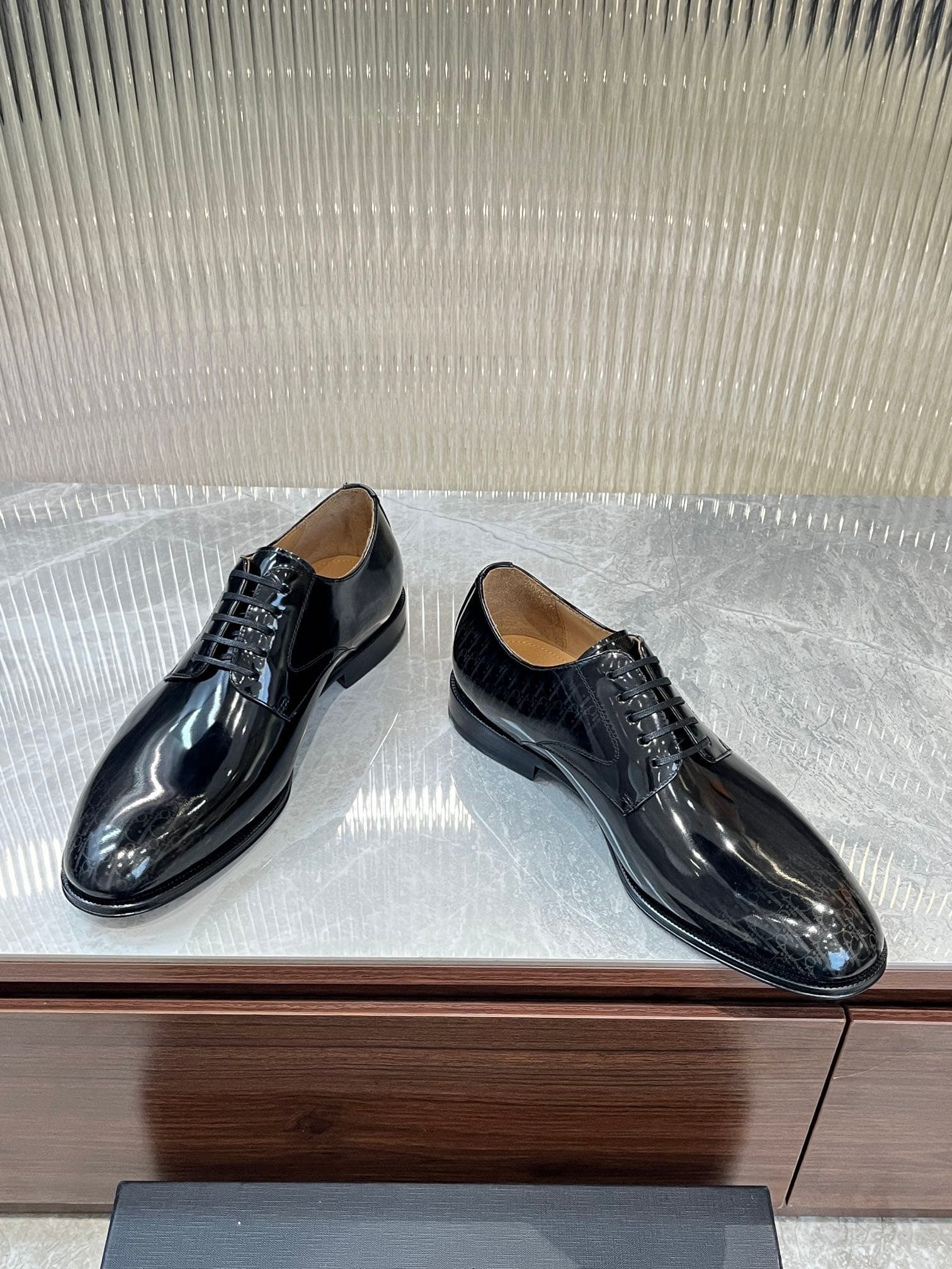 DR Leather shoes