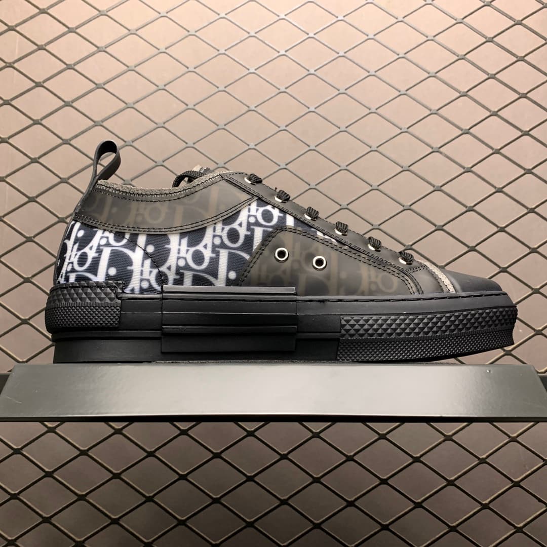 DR B23 Sneaker