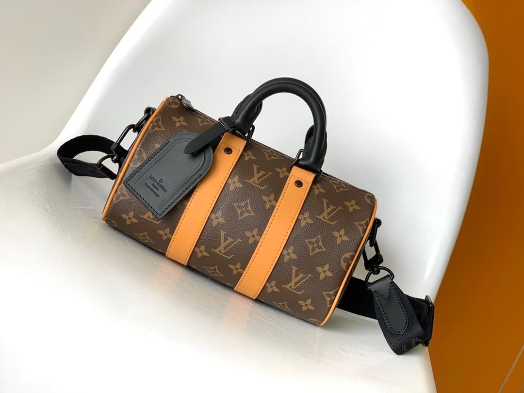 L X V Keepall Bandoulière 25 M46687 Size:25x15x11cm