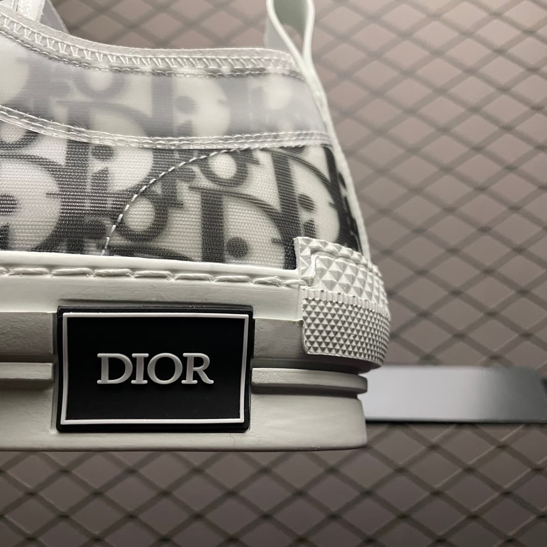 DR B23 OBLIQUE LOW TOP SNEAKERS