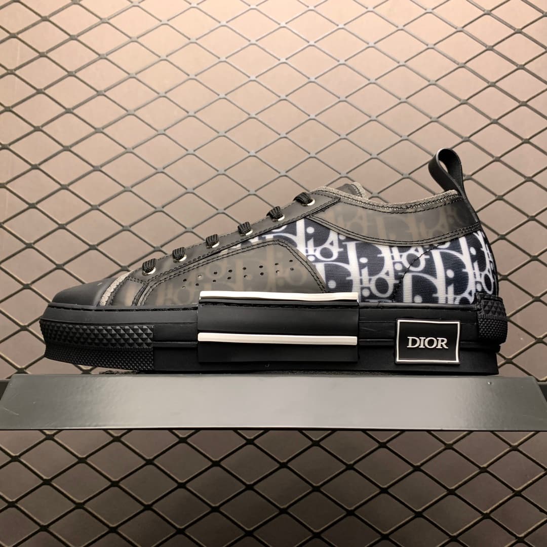 DR B23 Sneaker