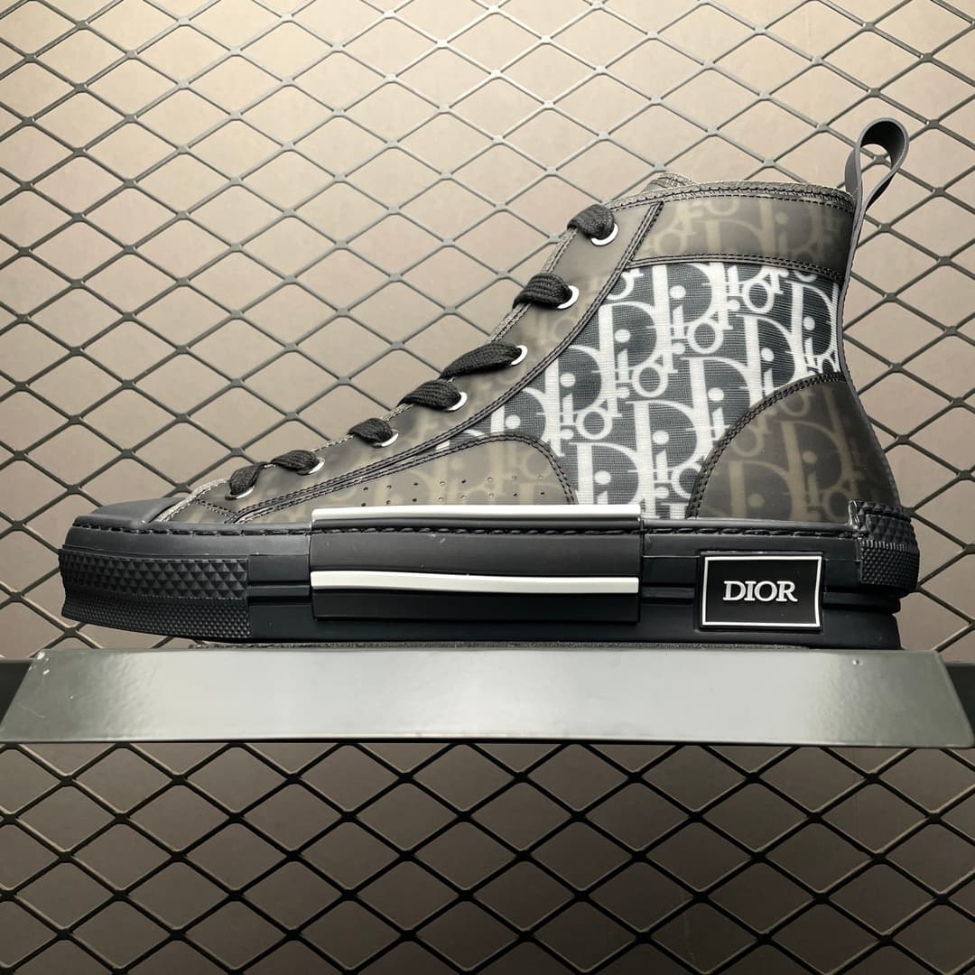 DR B23 Sneaker