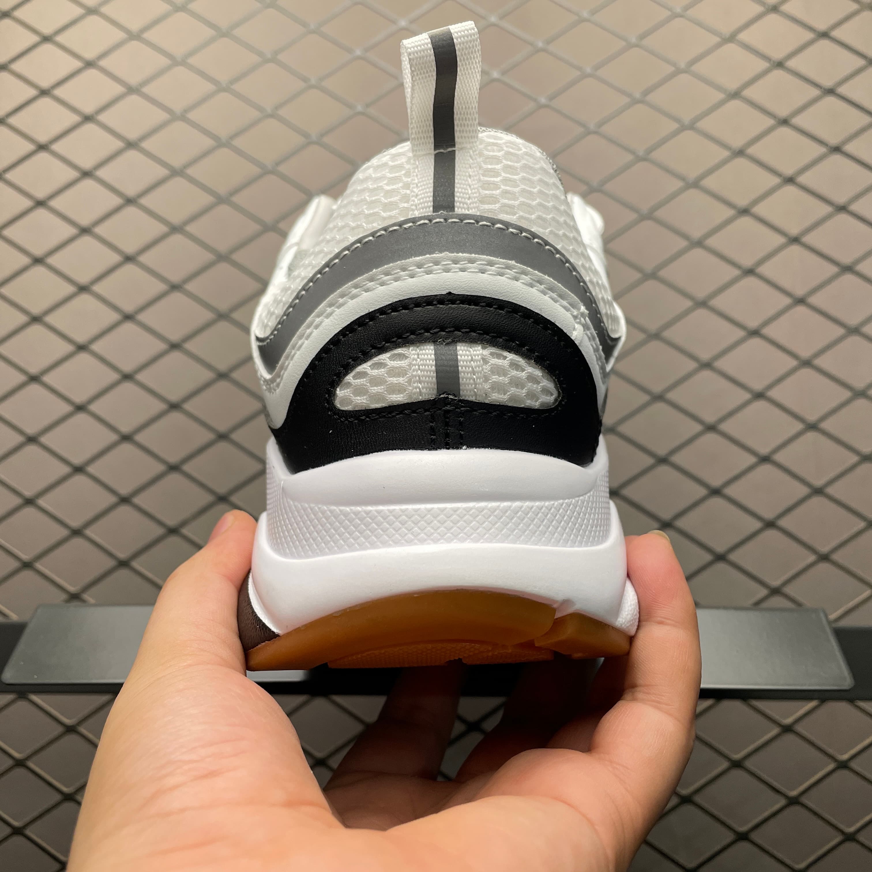 DR classic B22 Clunky Sneaker