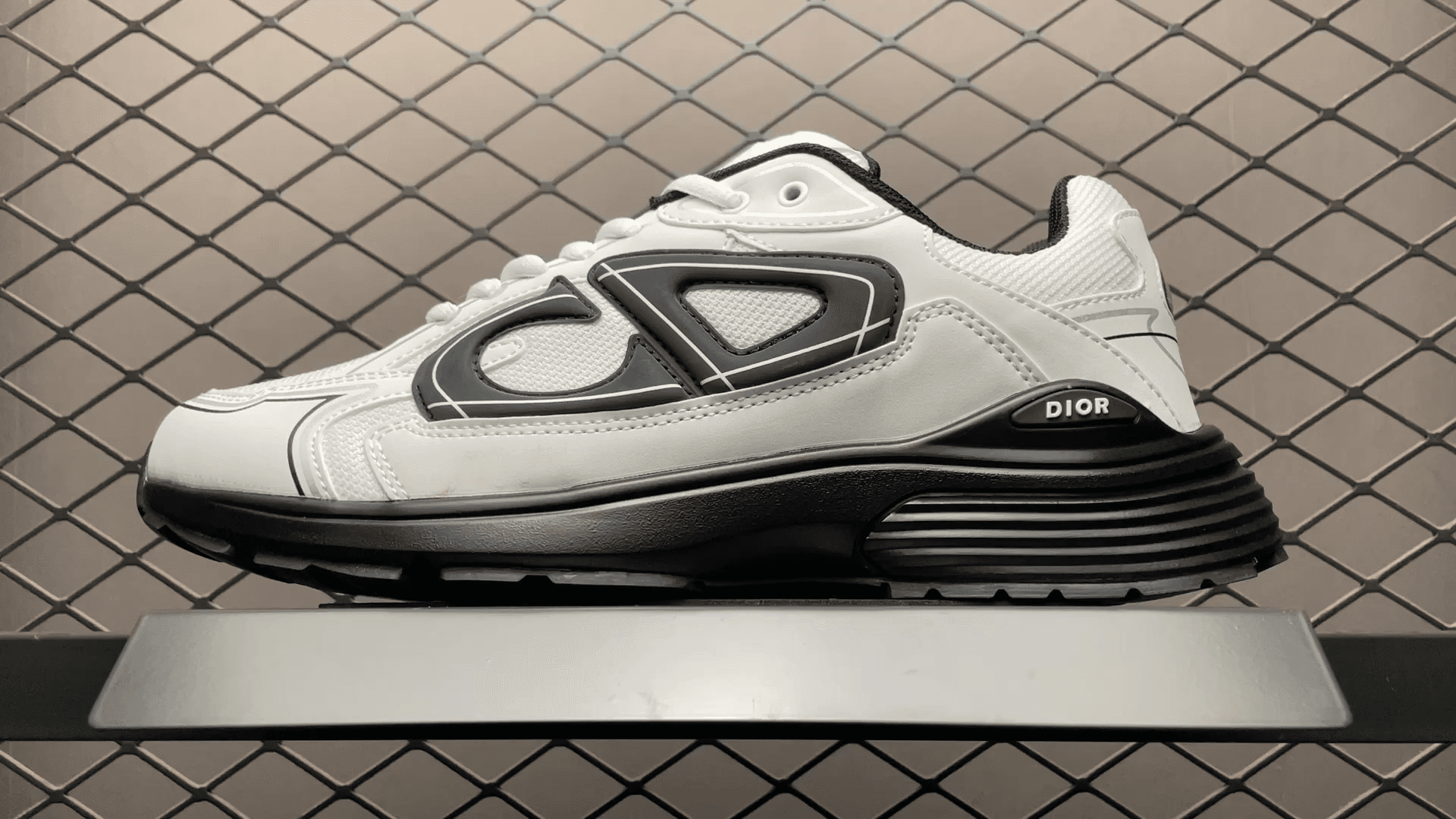 DR b30 sneaker