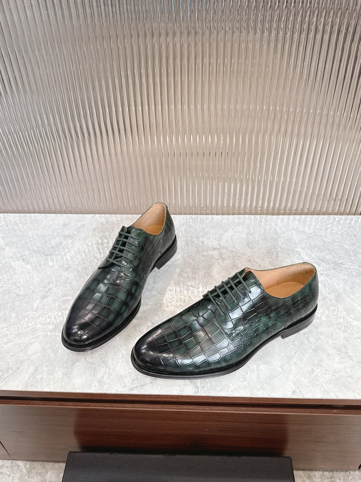 DR Leather shoes