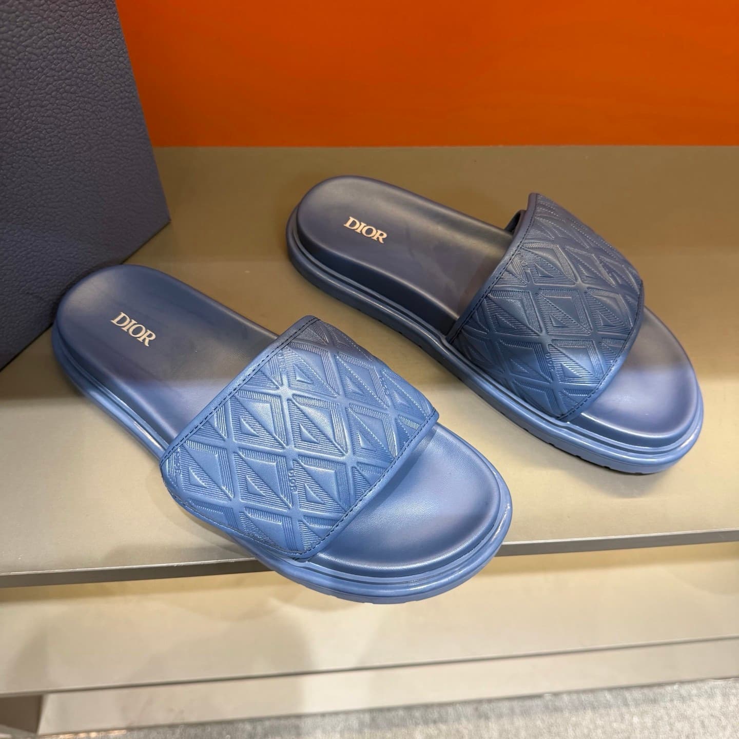 DR Slipper