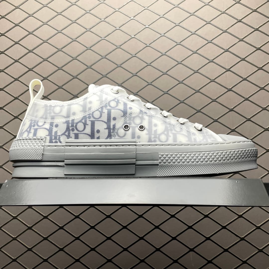 DR B23 LOW TOP OBLIQUE