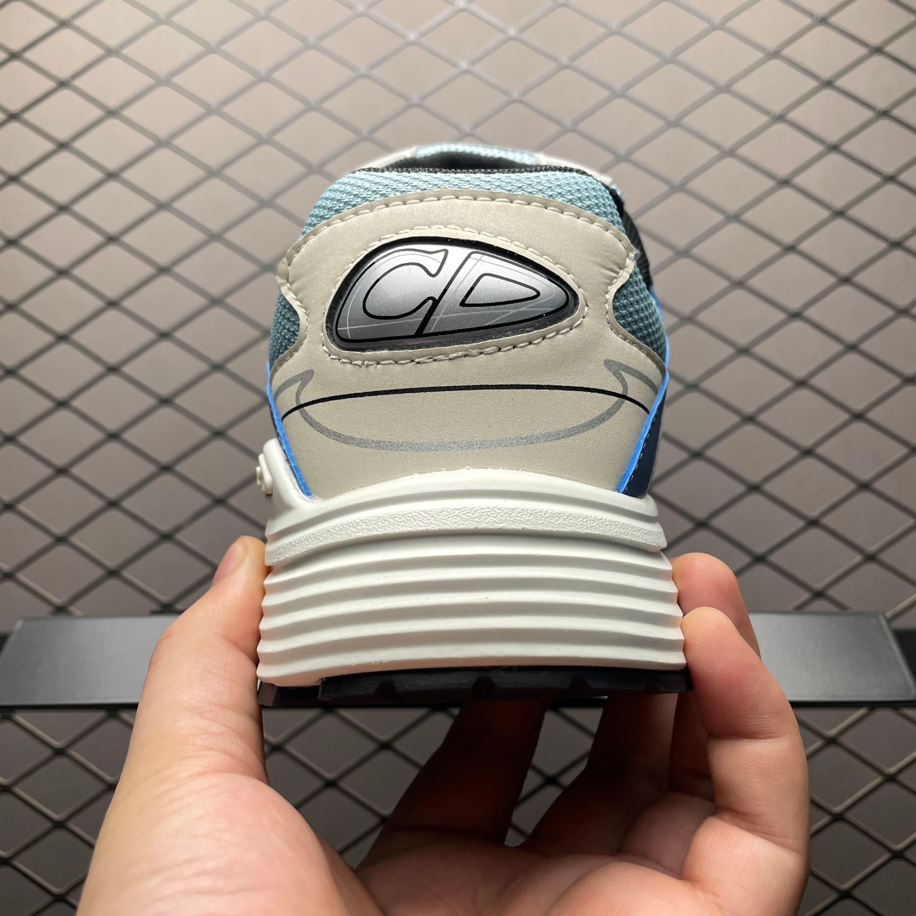 DR b30 sneaker