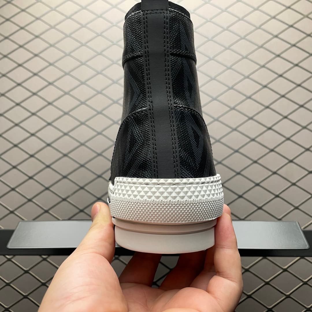 DR B23 Sneaker