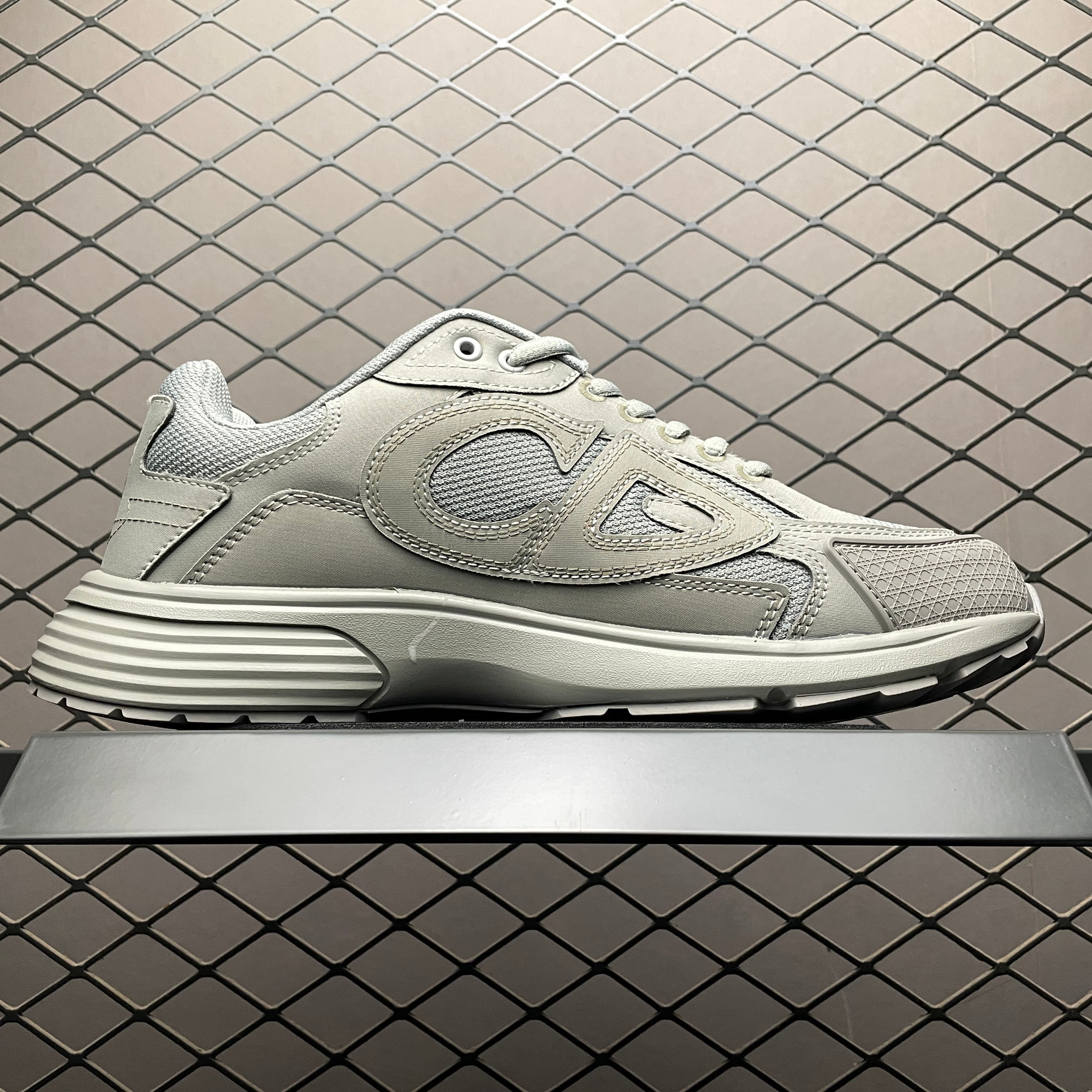 DR b30 sneaker