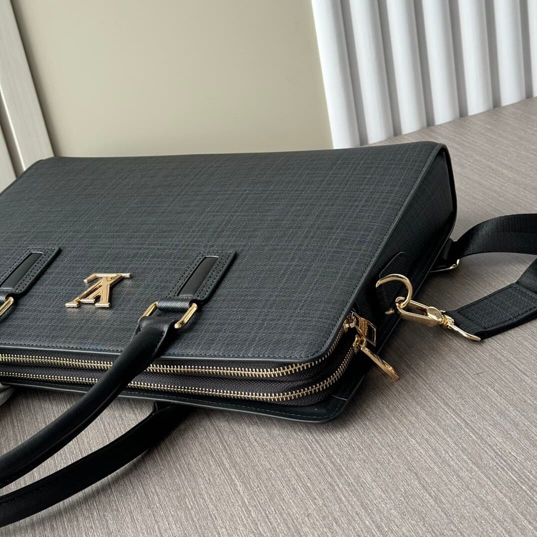 L X V Briefcase 39x30x8cm