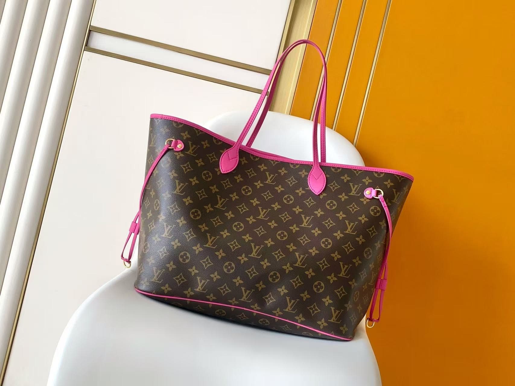 L X V Neverfull M29211 Size:39x32x19cm