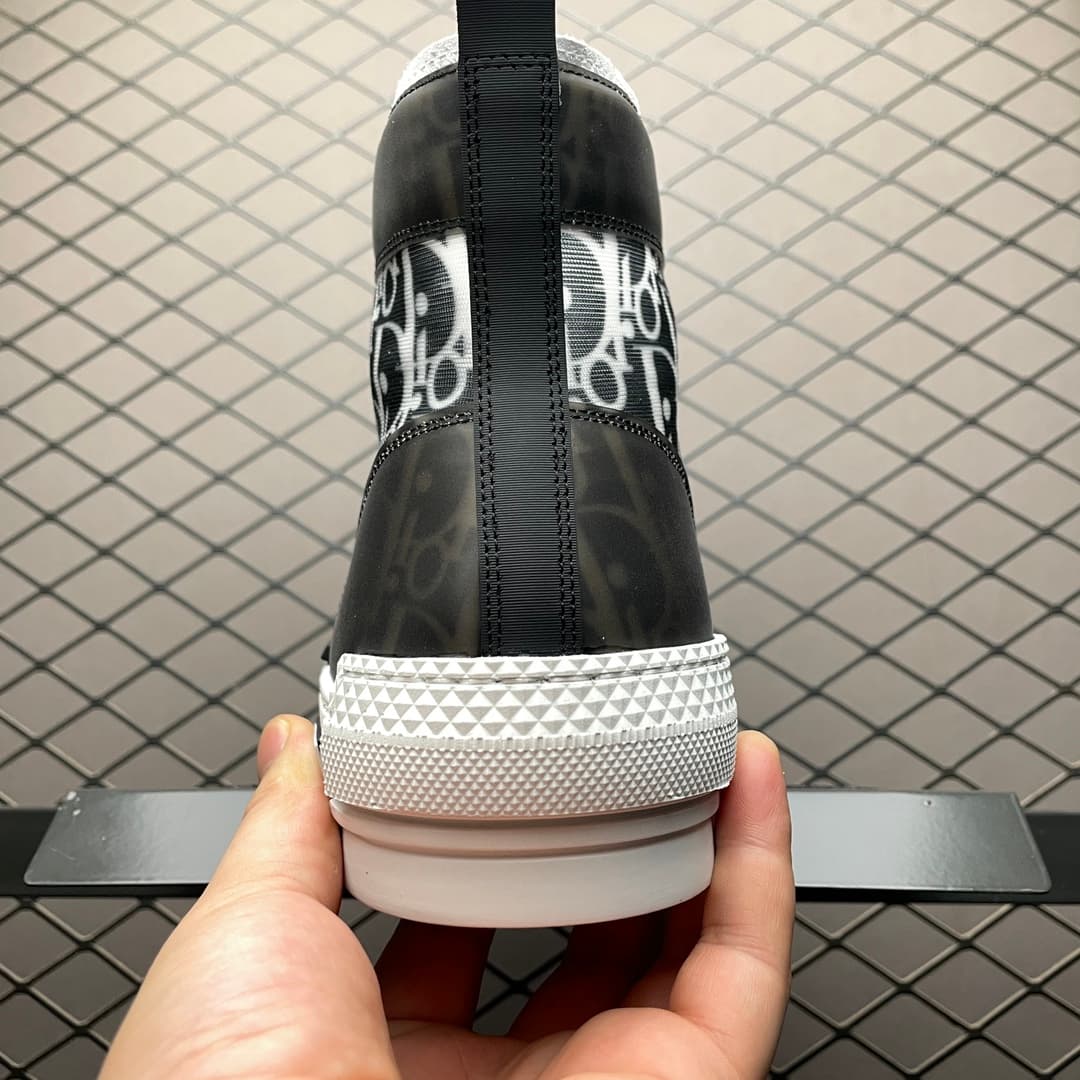 DR B23 Sneaker High
